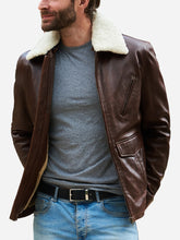 Lade das Bild in den Galerie-Viewer, Men Aviator Style Designer Brown Shearling Jacket