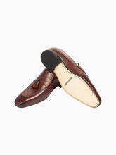 Load image into Gallery viewer, Tassel Brown Leather Loafers

