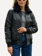 Load image into Gallery viewer, women Black Sheepskin Leather Bomber Jacket With Fur Collar
