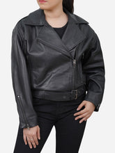 Load image into Gallery viewer, Women Classic Cropped Black Leather Jacket
